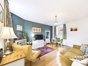 Sitting/Dining Room- click for photo gallery